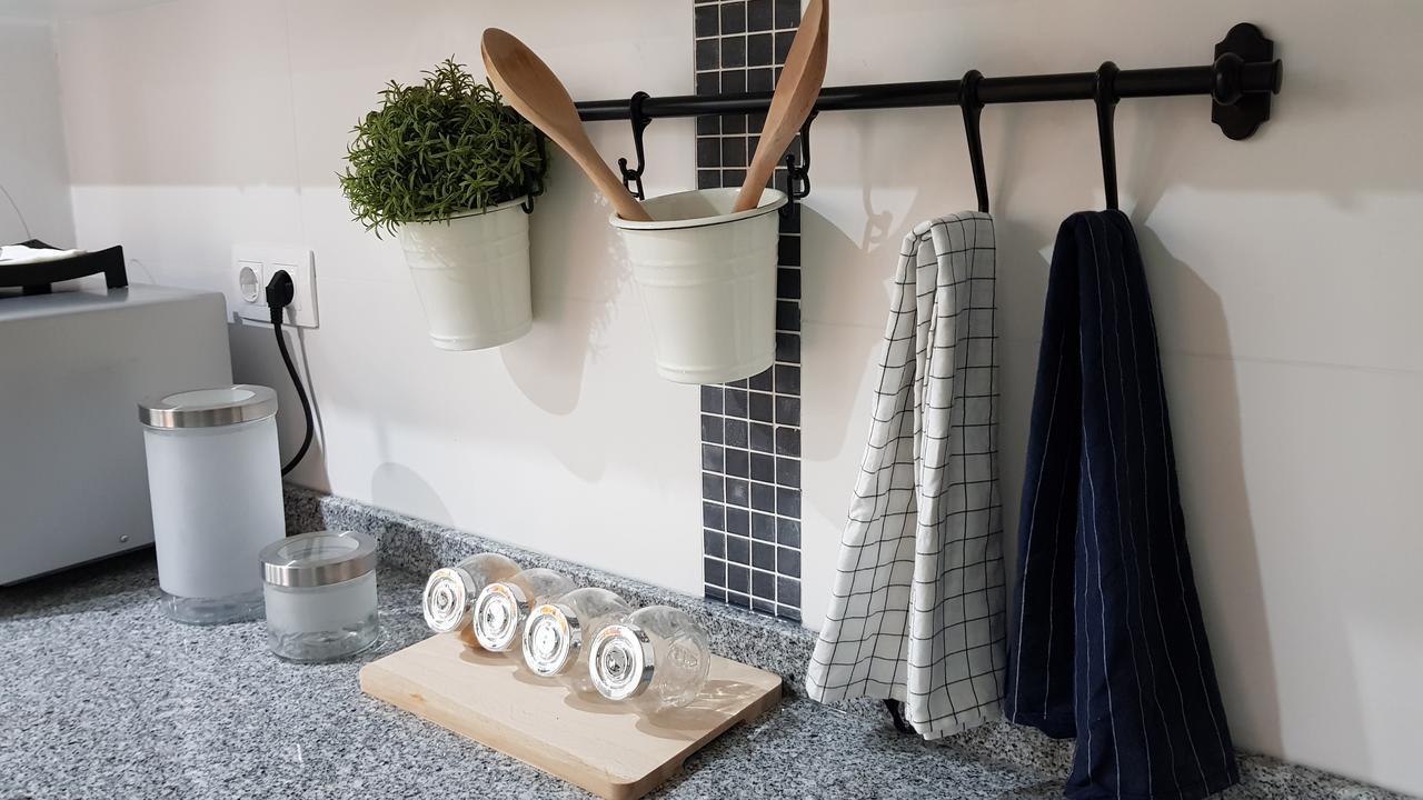 Elegant Modern With Aircond Apartamento